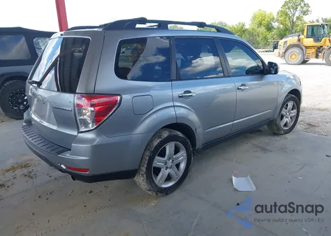 2010 Subaru Forester 2.5X Premium z USA, uszkodzony, nr VIN JF2SH6CC5AH749679